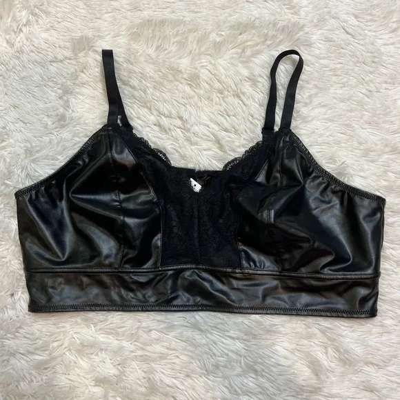 TORRID BRALETTE VEGAN LEATHER AND LACE BLACK PLEATHER BRA - Picture 4 of 5